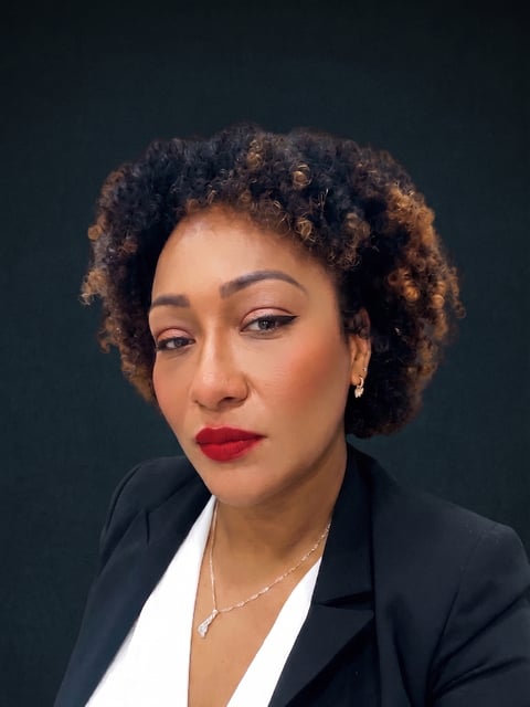 Yuridia Leonardo, Encargada de negocios